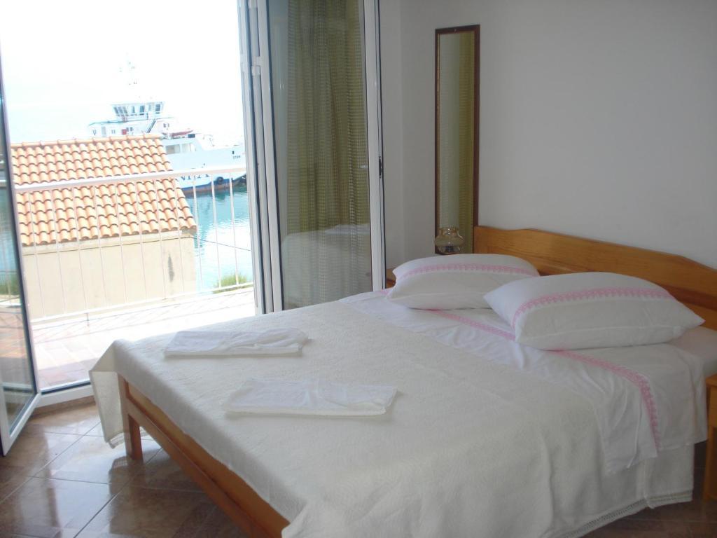 Apartments San Giorgio Sućuraj Szoba fotó